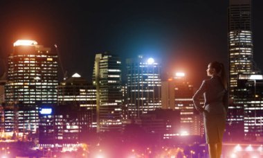 Gece city adlı arayan kadın