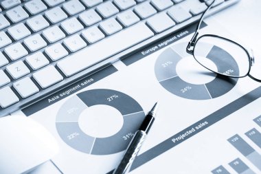 Ortalama satış raporu hazırlanıyor