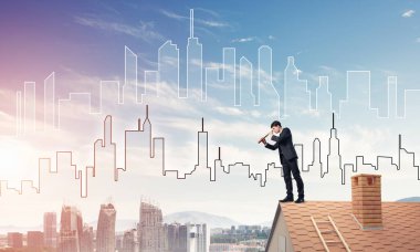 Takım elbiseli genç işadamı