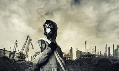 Gaz Maskeli adam kurtulan
