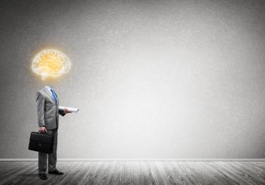 Meçhul işadamı ile çizilmiş beyin 