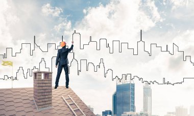 Mühendis adam arka ayakta