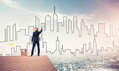 Mühendis adam arka ayakta