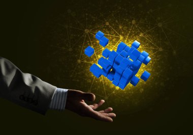 küp şekil tutan işadamı el