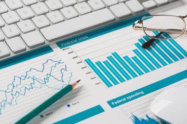 Ortalama satış raporu hazırlanıyor