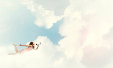 O kendini ifade etmek ücretsizdir