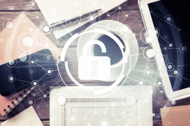 İş güvenlik kavramı ekranda