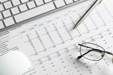 Ortalama satış raporu hazırlanıyor