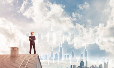 Takım elbiseli genç işadamı