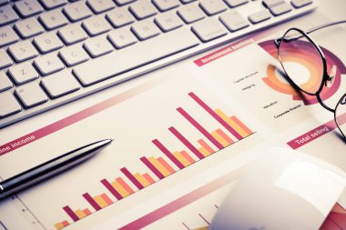 Ortalama satış raporu hazırlanıyor