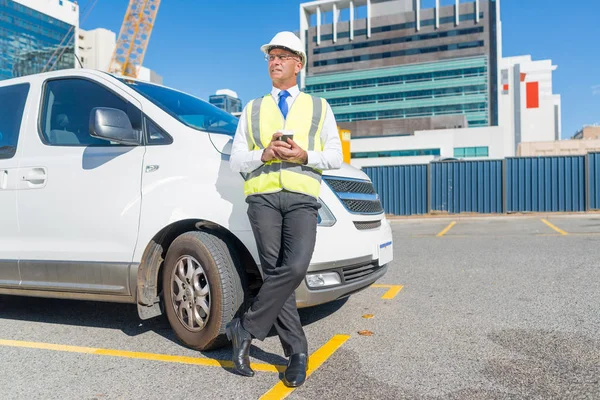 Ingeniero senior hombre — Foto de Stock