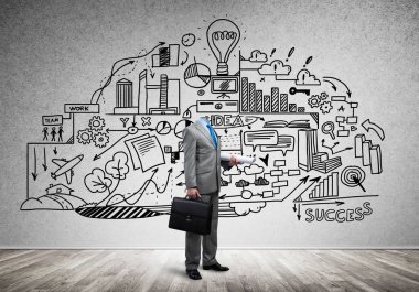 işadamı baş olmadan