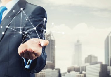 Dijital bağlantı çizgileriyle işadamı el 