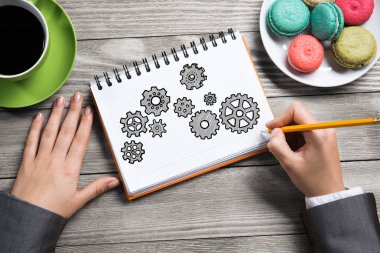 Not defteri vites çizim işkadını