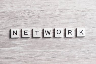 ahşap unsurları toplanan kelime