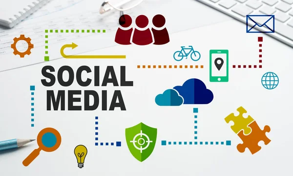 Redes sociales y concepto de red — Foto de Stock