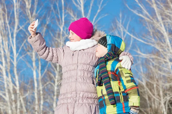Wo happy kids making selfie — Stock Photo, Image