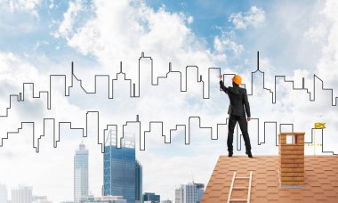 Mühendis adam arka ayakta 