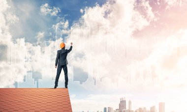 Mühendis adam arka ayakta 