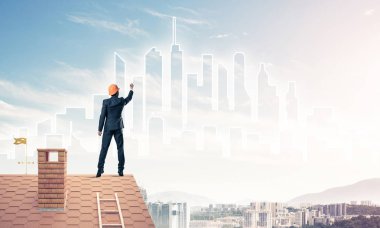 Mühendis adam arka ayakta 