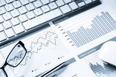 İş çalışma alanı klavye ile 