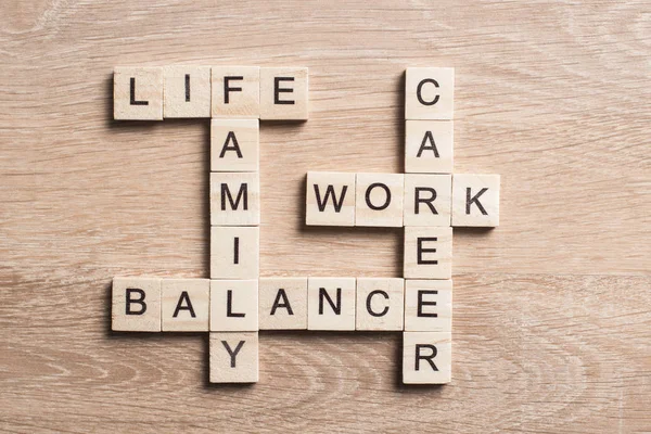 Ahşap küpleri kavramları yazım