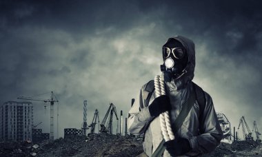 Gaz Maskeli adam kurtulan