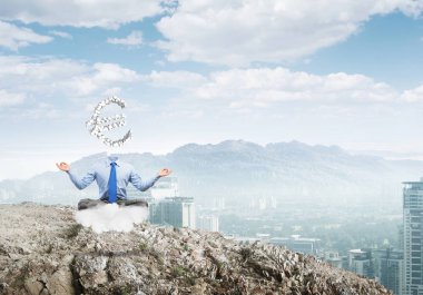 Başsız meditasyon işadamı