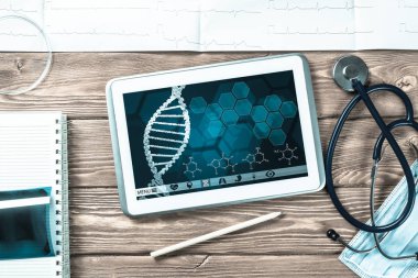 Beyaz tablet pc ve doktor araçları