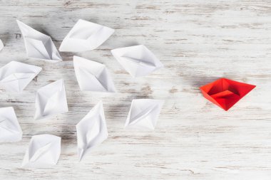 Origami deniz araçları kümesi  