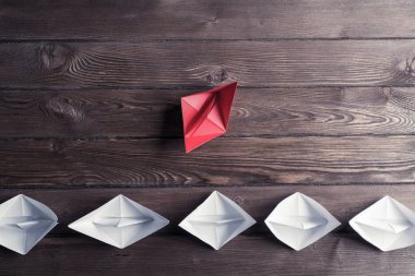 Origami deniz araçları kümesi  