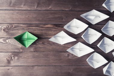 Origami deniz araçları kümesi  