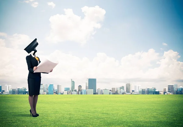 Macchina fotografica diretto donna — Foto Stock