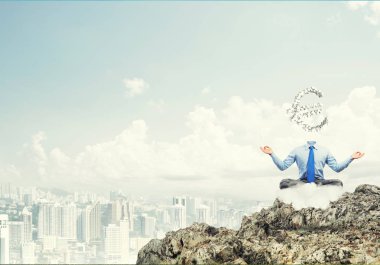 Başsız meditasyon işadamı