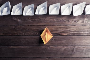 Origami deniz araçları kümesi  