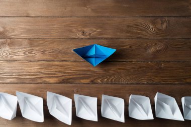 Origami deniz araçları kümesi 