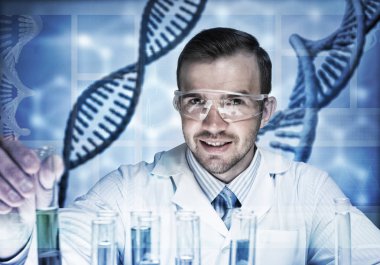 Reaktifler karıştırma genç bilim adamı 