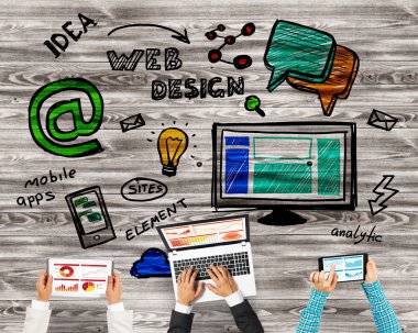 Bir grup insan cihazlar ile 