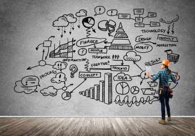 Mühendis kadın arkadan görünüm