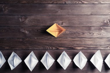 Origami deniz araçları kümesi 