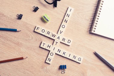 Bulmaca tahta küpleri ile