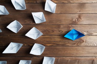 Origami deniz araçları kümesi 