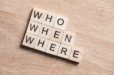 Bulmaca tahta küpleri ile