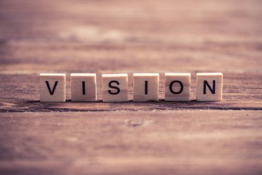 harf ile ahşap öğeleri