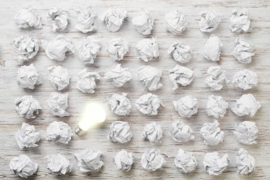 Üstün senin parlak fikrin 