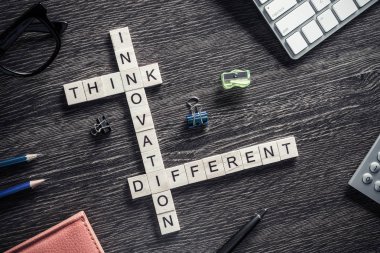 Bulmaca tahta küpleri ile