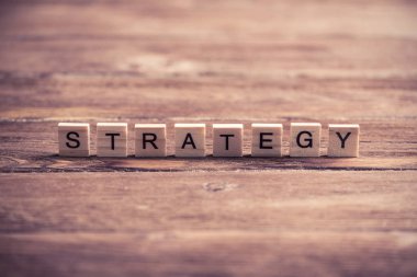 harf ile ahşap öğeleri