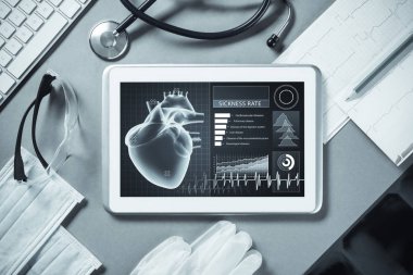 Beyaz tablet pc ve doktor araçları