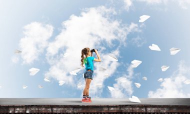 sevimli kız okul çağındaki 