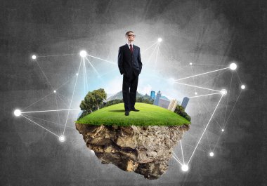 Yeşil Adası üzerinde zarif işadamı 